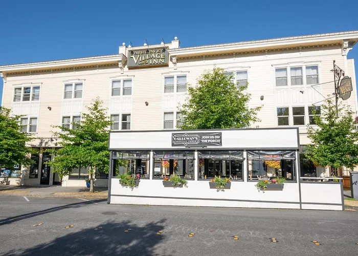 Fairhaven Village Inn